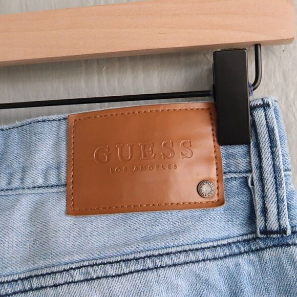 GUESS Men's Halsted Fit Medium Rise Tapered Jeans - Picture 5 of 14